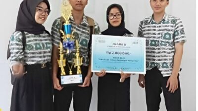 Kepala Sekolah SMK Kusuma Bangsa Idris,S.Com.M.Pd : Menjadi Kebanggaan Raih Juara 2 “Lomba Produk Innovation”IBI Kesatuan Tahun 2025