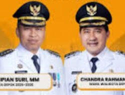 Warga Depok Sambut Kedatangan Walikota dan Wakil Walikota Depok Supyan dan Chandra Pemimpin Baru 2025-2030